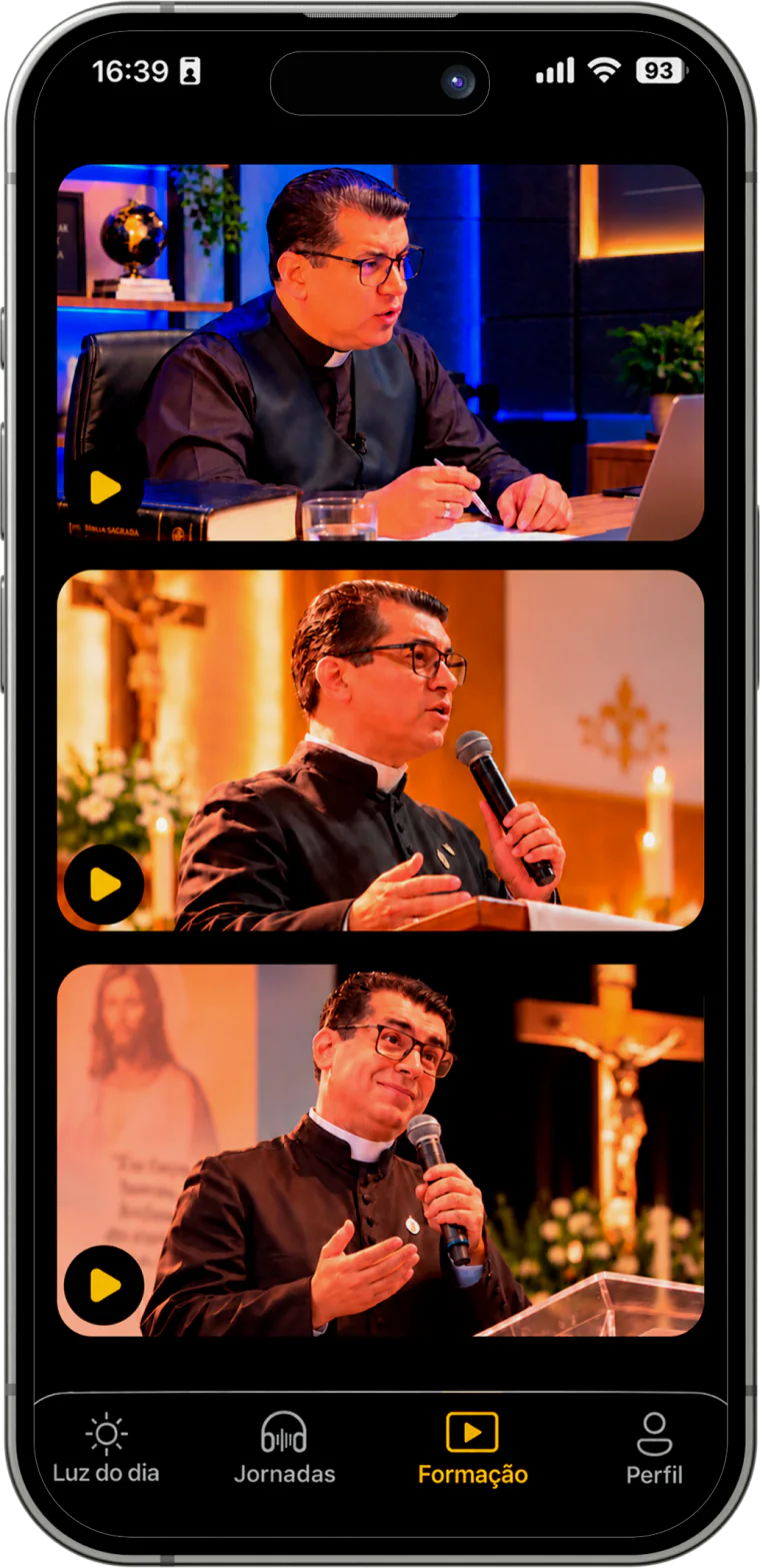 Aba Formação do app Iluminar 7S com cursos em vídeo do Padre Chrystian Shankar